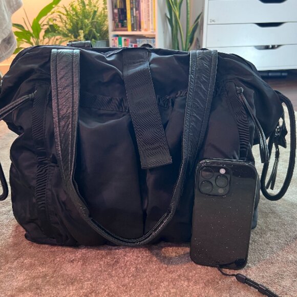 Lululemon Om Tote - Black - Picture 9 of 13